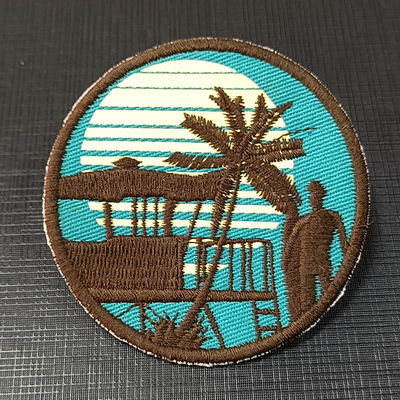 Près thermique personnalisé 3D Puff LOGO Badges Patch brodé Couture sur fer sur vêtements Patches Patch brodé personnalisé