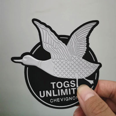 correction faite sur commande de 3D Logo Iron On TPU Jean Jacket Patches Heat Transfer
