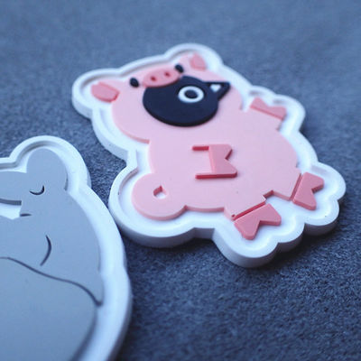 ODM découpé avec des matrices animal Logo Clothing Labels du carton 3D