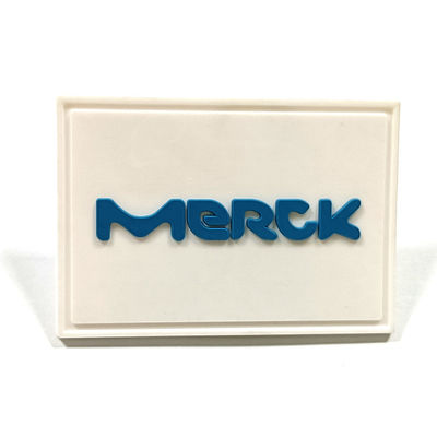 le PVC de Logo Sewing Printed personnalisé par 3D raccorde les insignes de relief de silicone